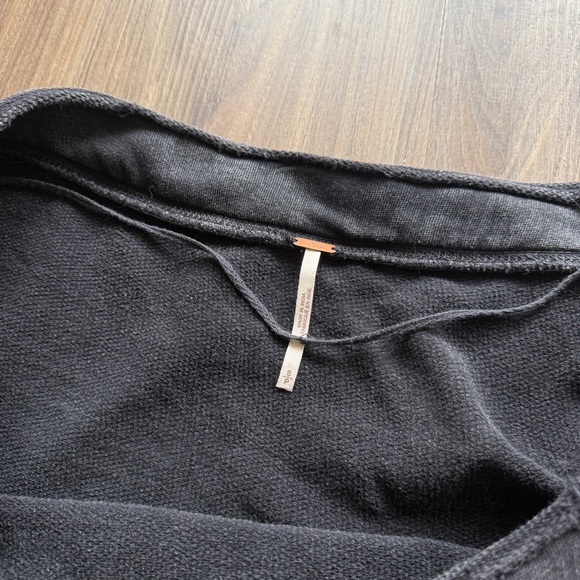 Free People Top - Picture 2 of 3